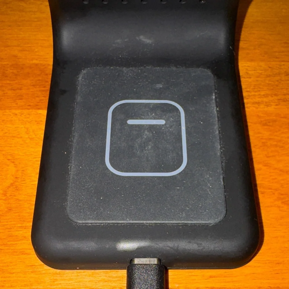 Intoval Black 3 in 1 Wireless Charging Station